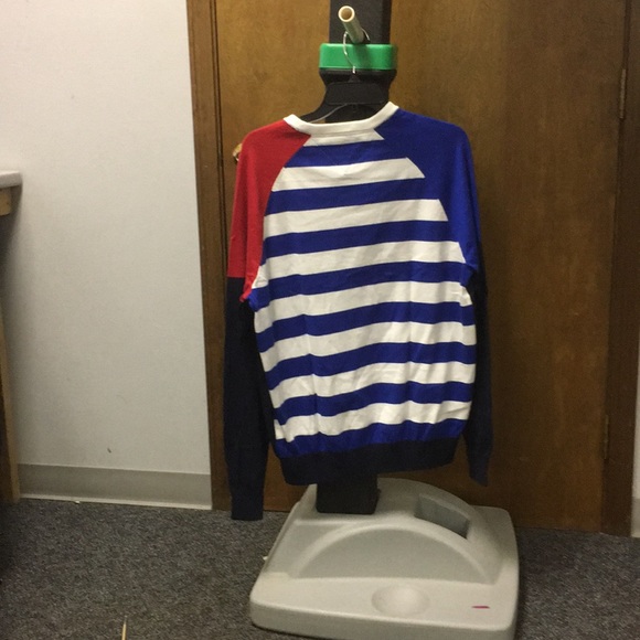 Tommy Hilfiger men’s large sweater - Picture 4 of 4